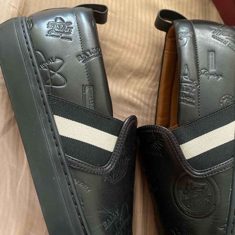 These Bally loafers are fit for any occasion! Super comfy and good quality.